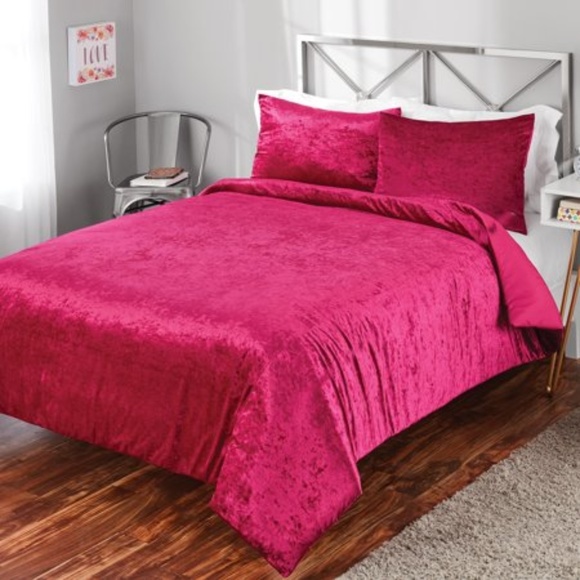 Bedding Velvet Queen Comforter Set 3 Piece Nwt Poshmark
